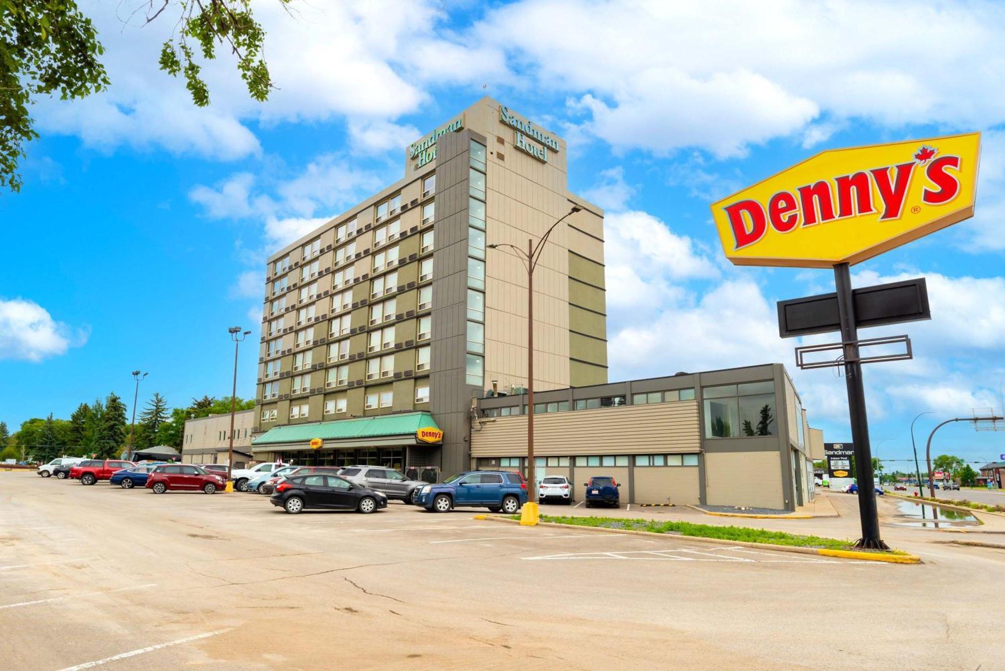 Sandman Hotel Lethbridge Exterior photo