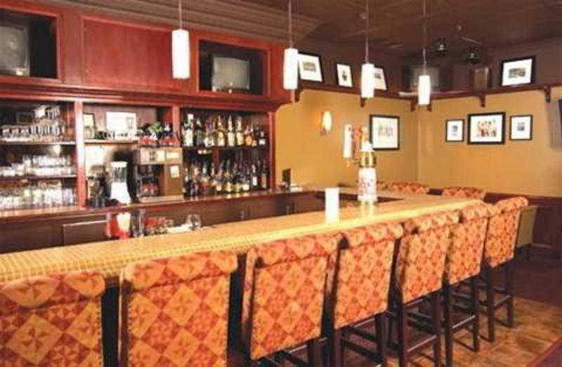 Sandman Hotel Lethbridge Restaurant photo